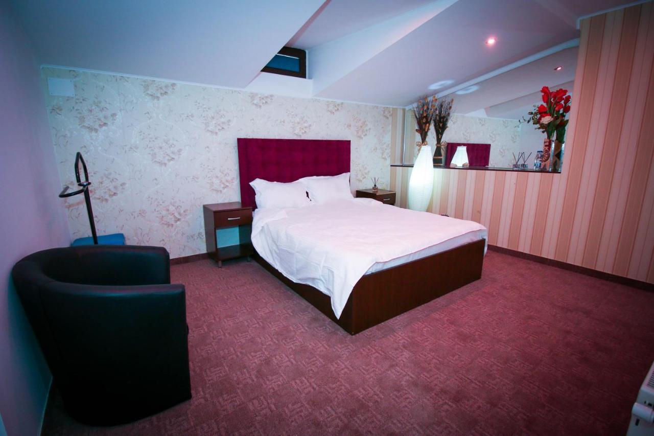 Karma Luxury Room ブカレスト エクステリア 写真