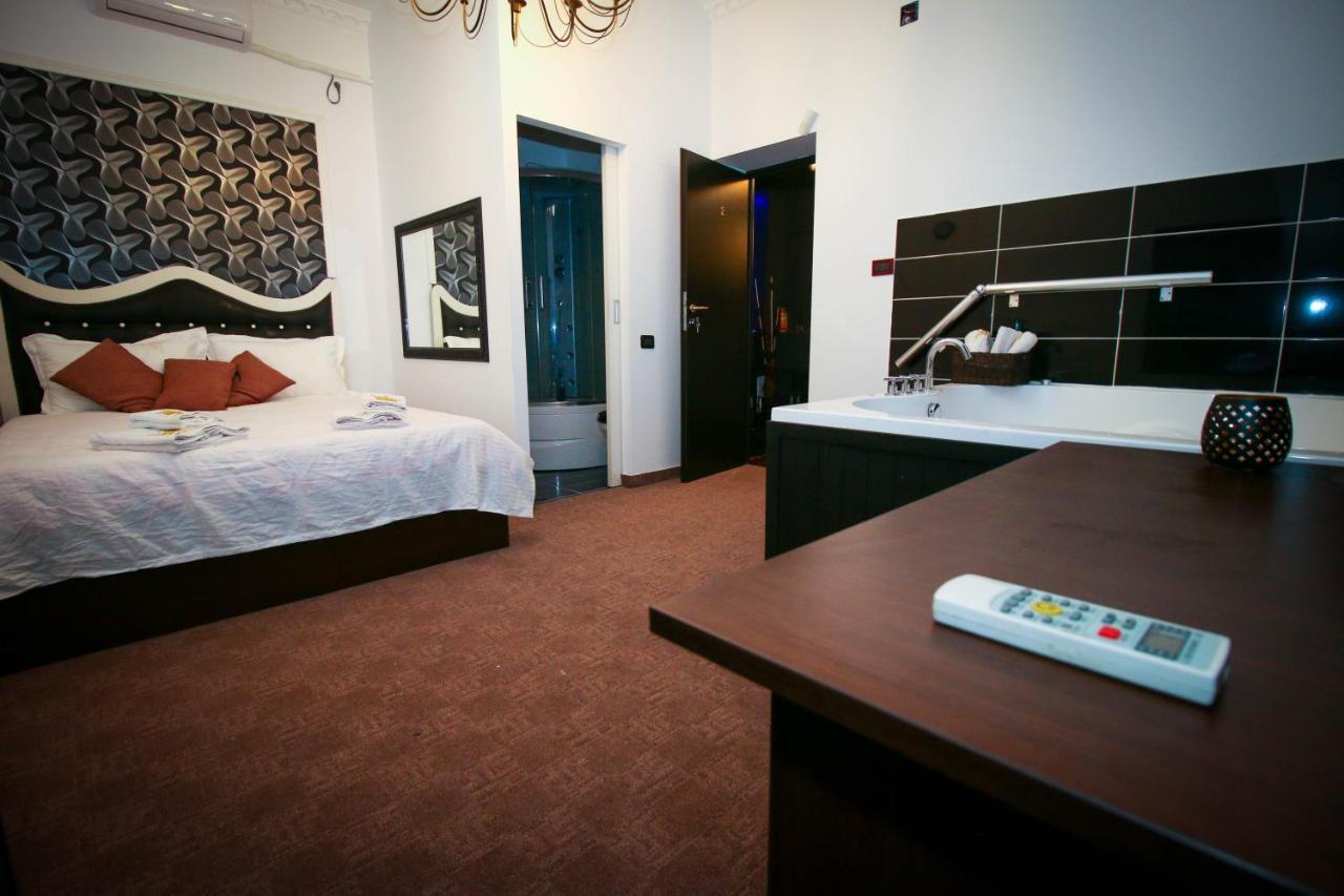 Karma Luxury Room ブカレスト エクステリア 写真